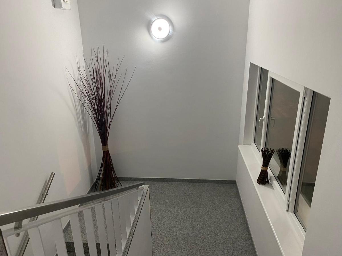 Nowy Apartament Z Duzym Tarasem I Parkingiem Świnoujście Exterior foto